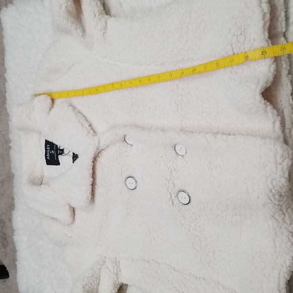 Ashley Outwear Faux Fur Winter Pea Coat Doble Breasted.  L - Picture 12 of 14